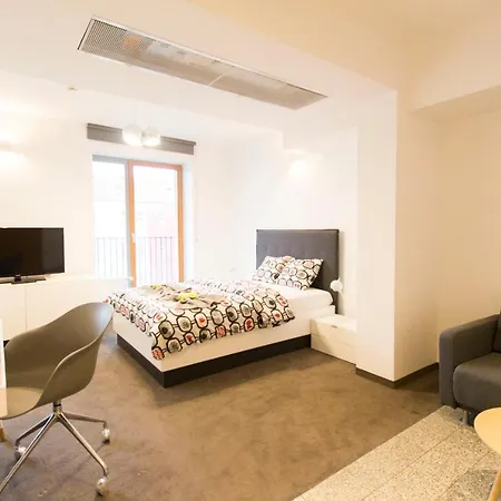 Happy Estate - Trakt Kupiecki *