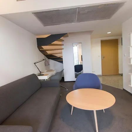 Happy Estate - Trakt Kupiecki Vratislav