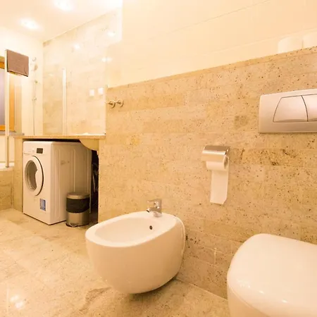 Happy Estate - Trakt Kupiecki Apartmán *