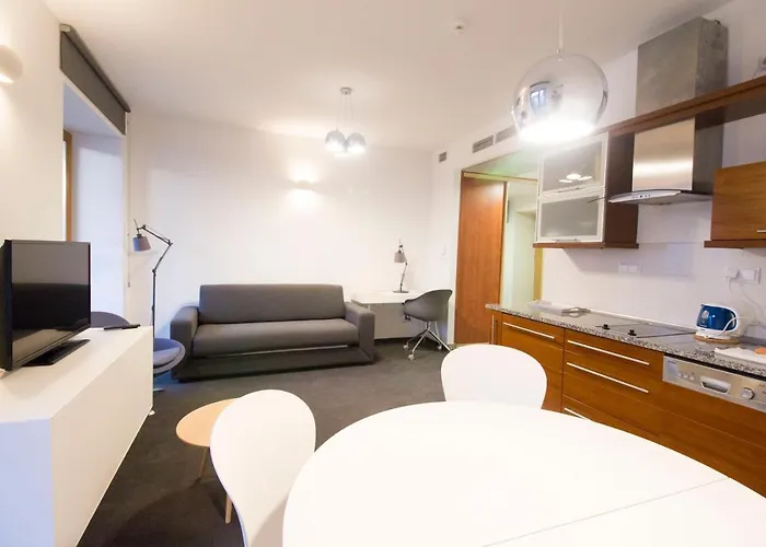 Happy Estate - Trakt Kupiecki *