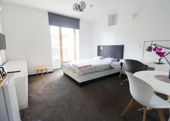 Happy Estate - Trakt Kupiecki *