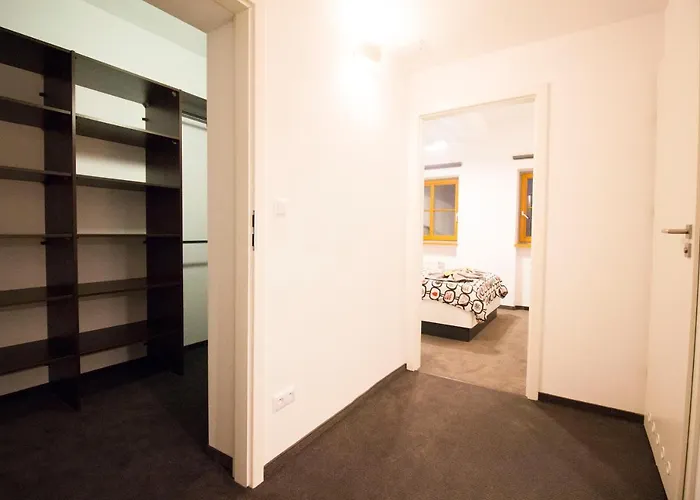 Happy Estate - Trakt Kupiecki * 弗罗茨瓦夫